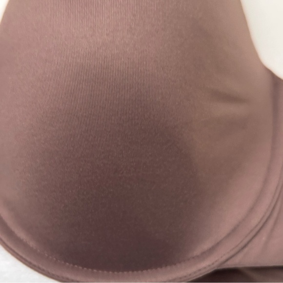Skims NWT T-Shirt Bra- Size 44C in Umber - Picture 9 of 10